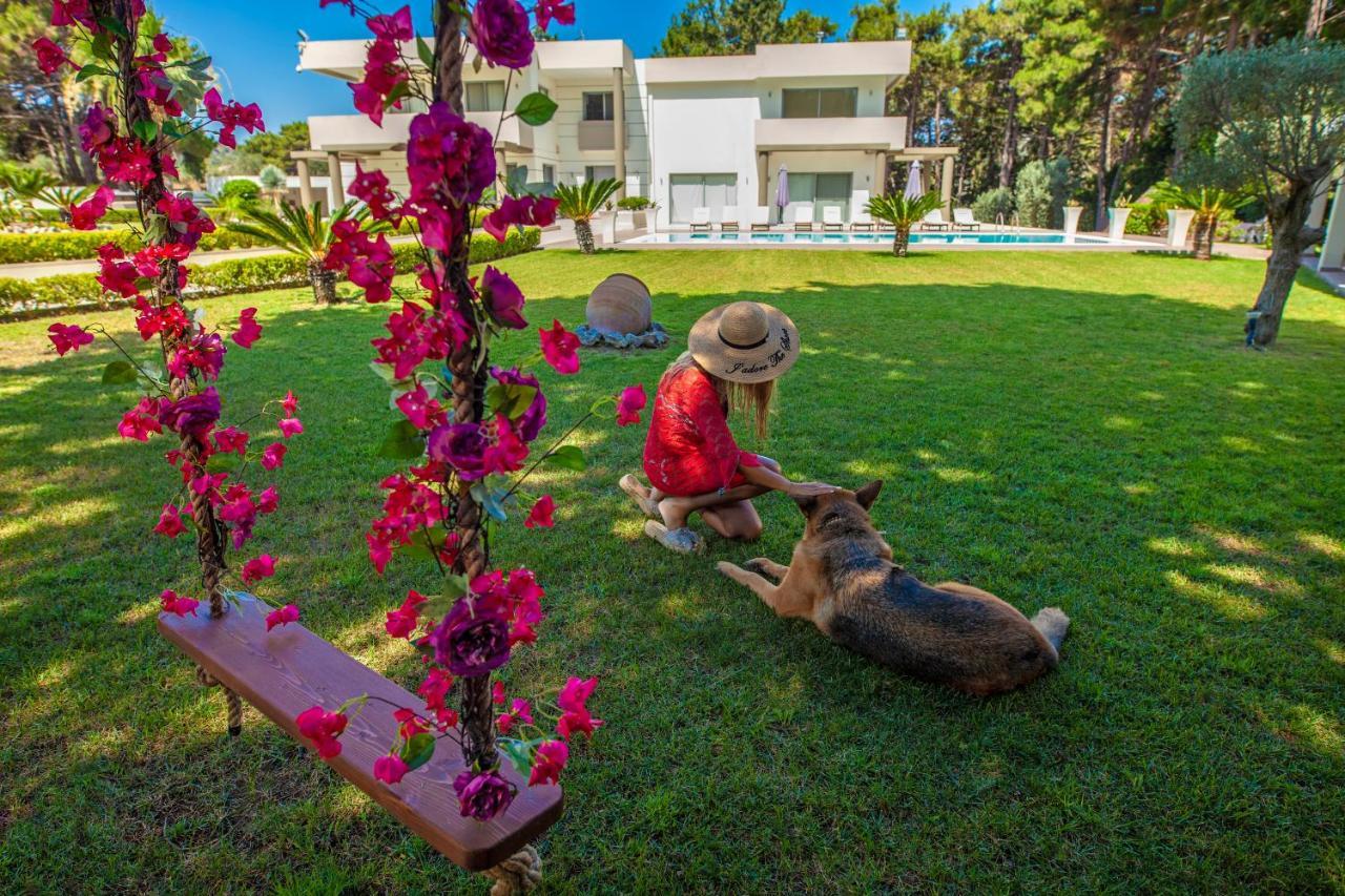 Bella Foresta Villa Ialysos  Exteriör bild